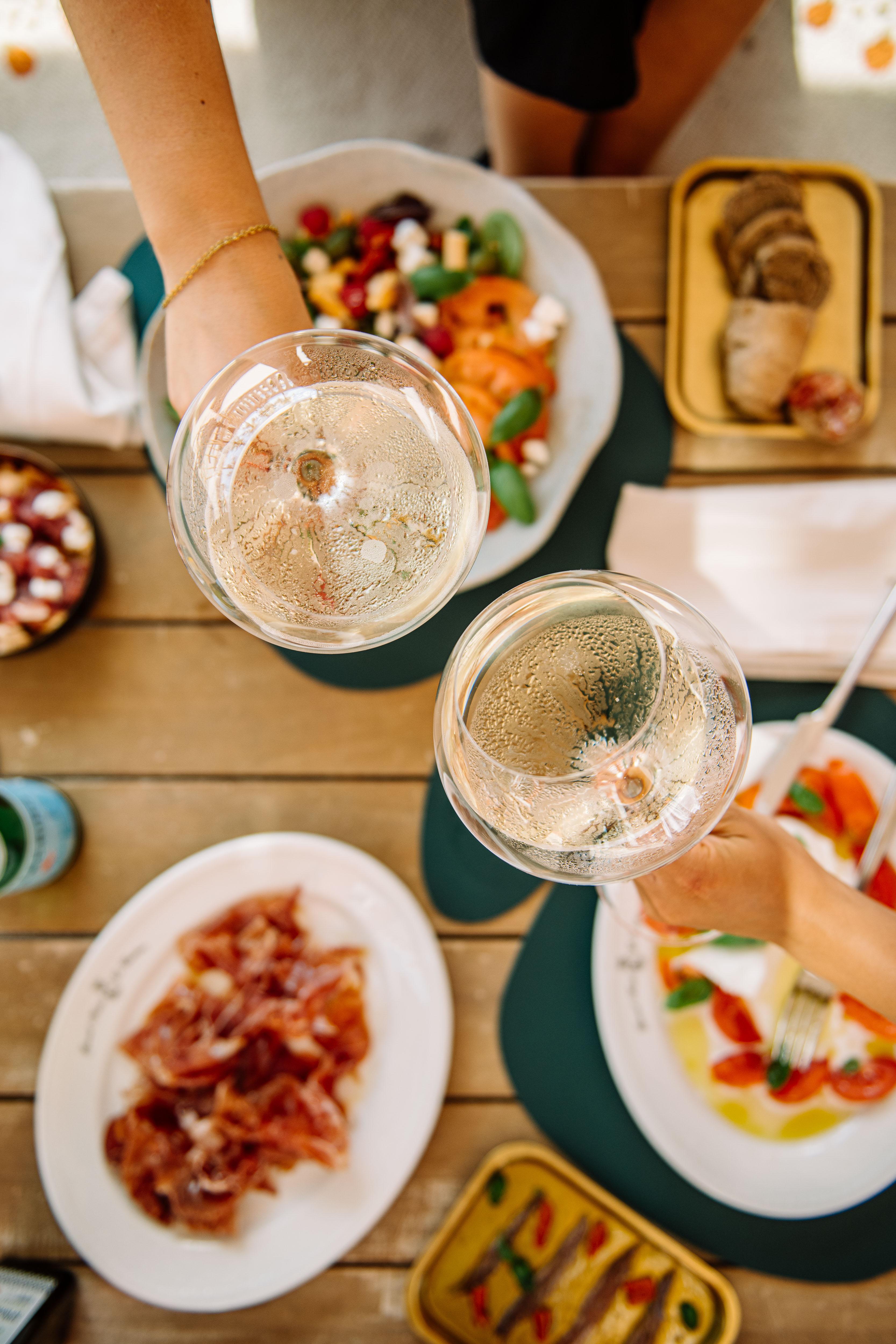 Sunset Aperitif in Naples | Grand Hotel Le Château